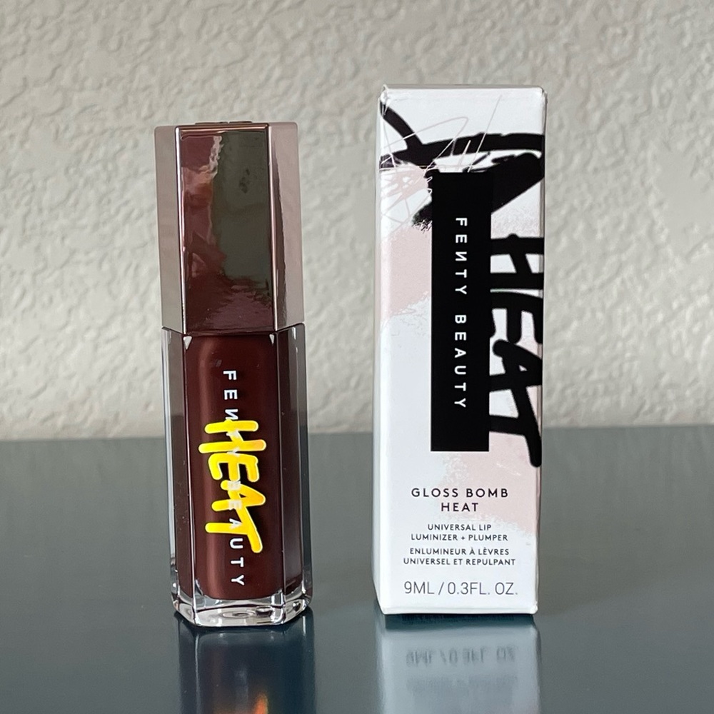 Fenty Gloss Bomb Heat Universal Lip Luminizer + Plumper (Hot Chocolit Heat)